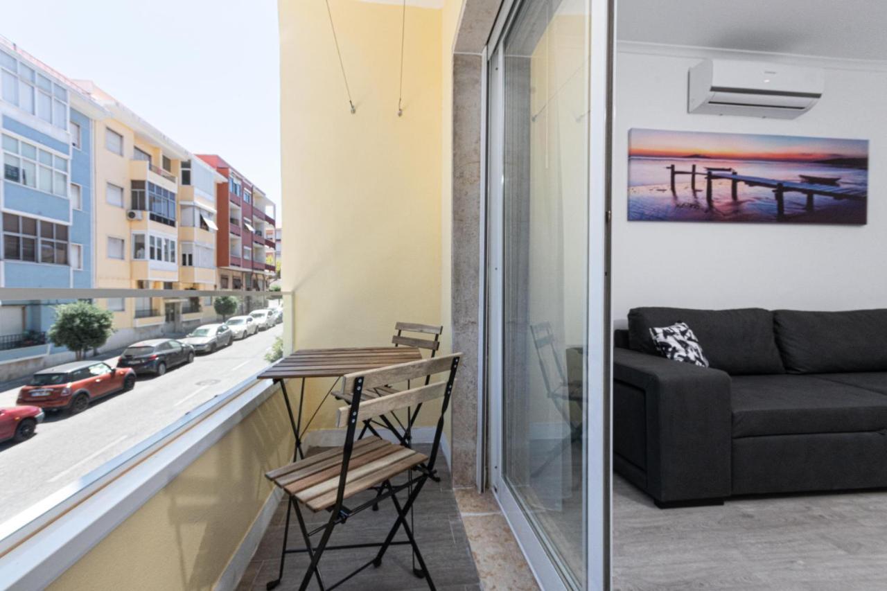 Principe Apartamentos E Suites Lisbon Exterior photo